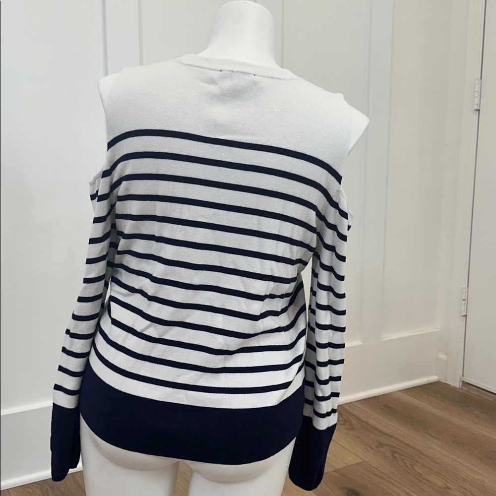 Tommy Hilfiger Plus Size Cold Shoulder Striped Sweater Size XXL - Picture 3 of 3